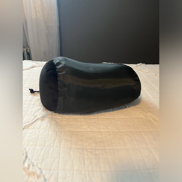 Memory Form Travel Pillow + Bag - Picture 5 of 7